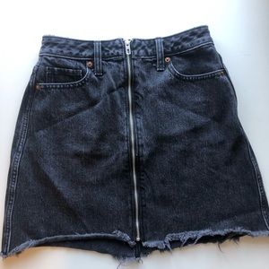 Abercrombie and Fitch Zoe Natural Rise Vintage A-Line Skirt| distressed black|0